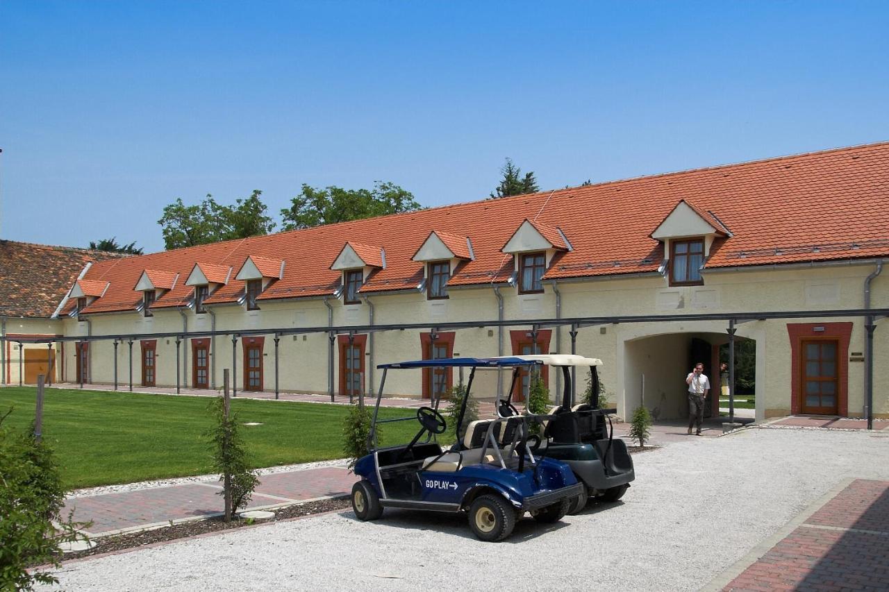 Mokrice Castle Estate Hotel Obrezje Bagian luar foto